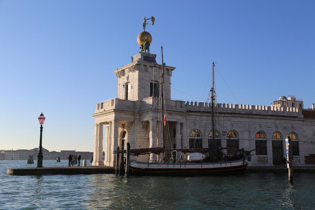 Ferienwohnung Casa Dei Cavalieri Venedig Exterior foto