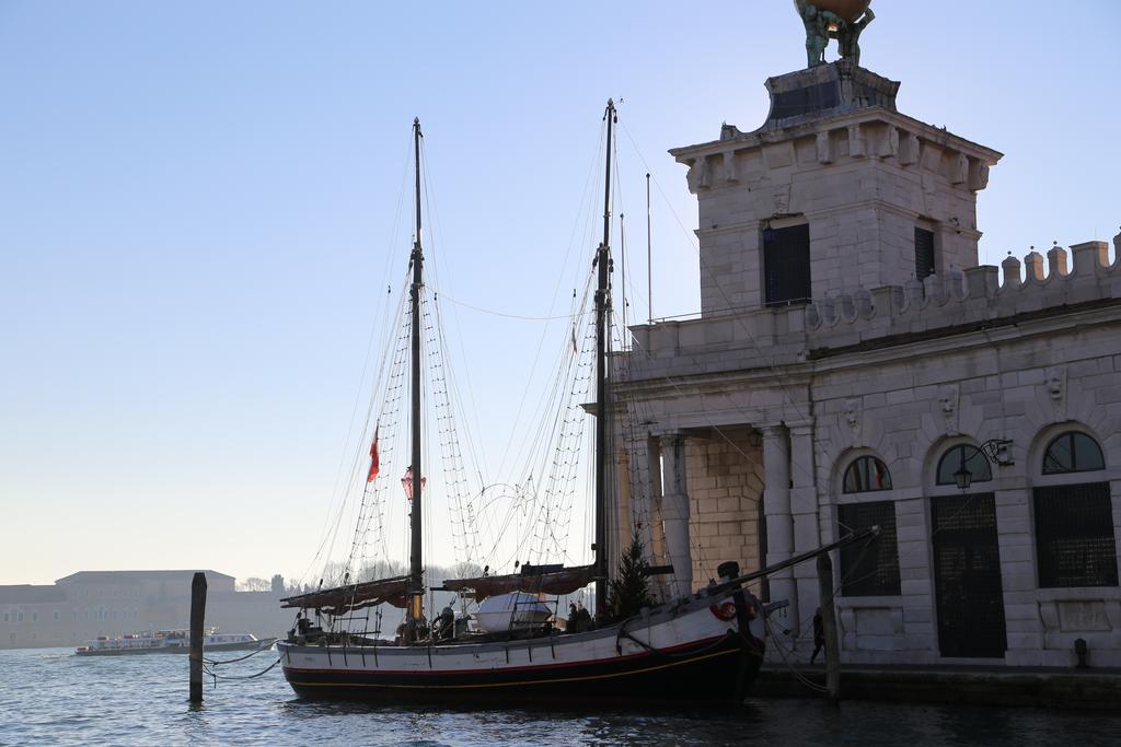 Ferienwohnung Casa Dei Cavalieri Venedig Exterior foto